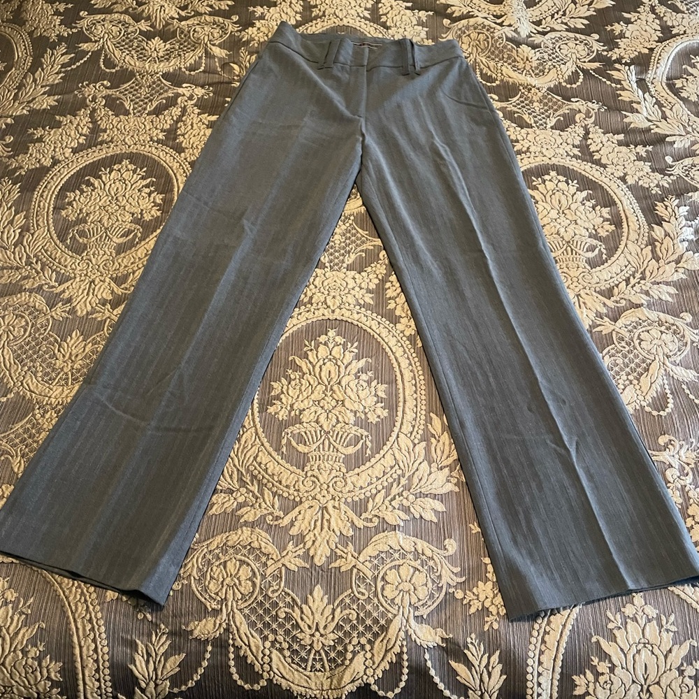 Studio by Bill Blass Women's 8 Straight Leg Dress Pants Great Condition!